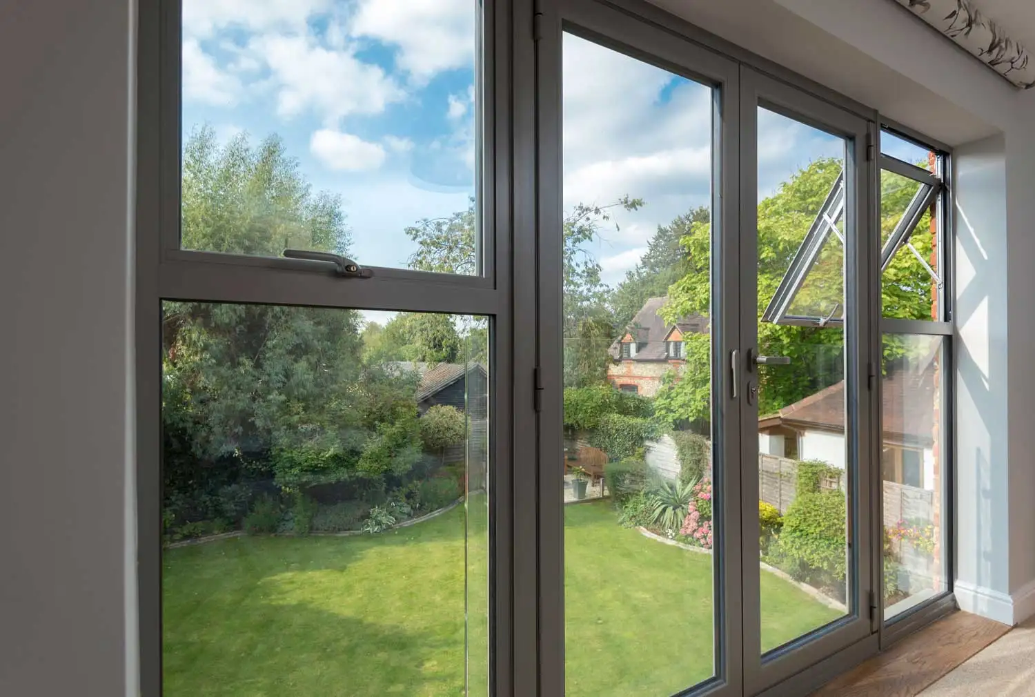 Modern Australia Standard Factory Price Double Glazed Awning