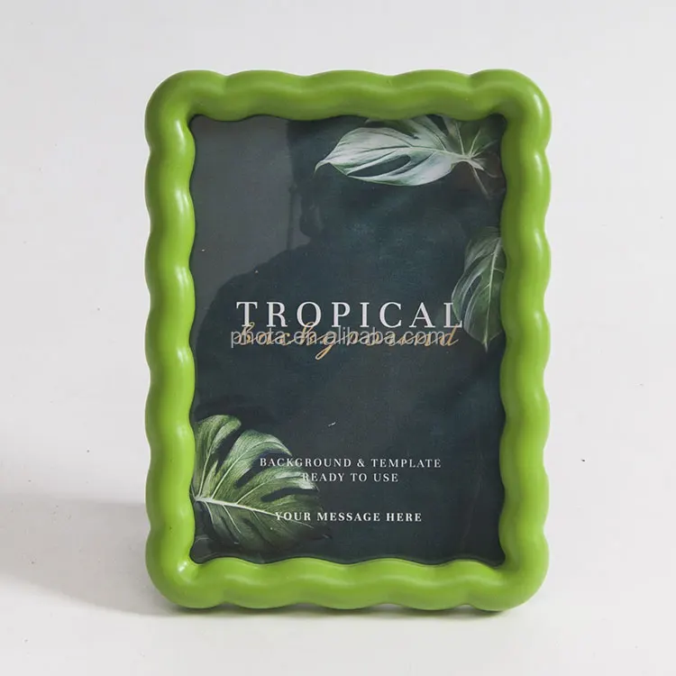PHOTA Irregular Shape Picture Frame with Customized Size