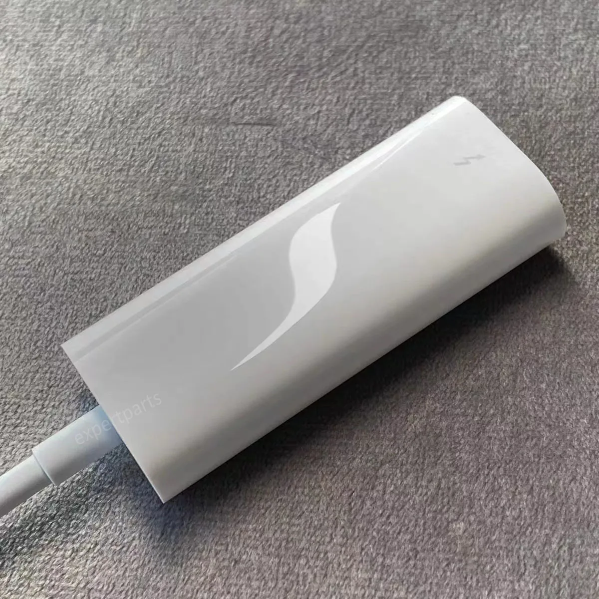 Original Genuine Thunderbolt to Gigabit Ethernet RJ45 Adapter Cable For A1433 EMC2590