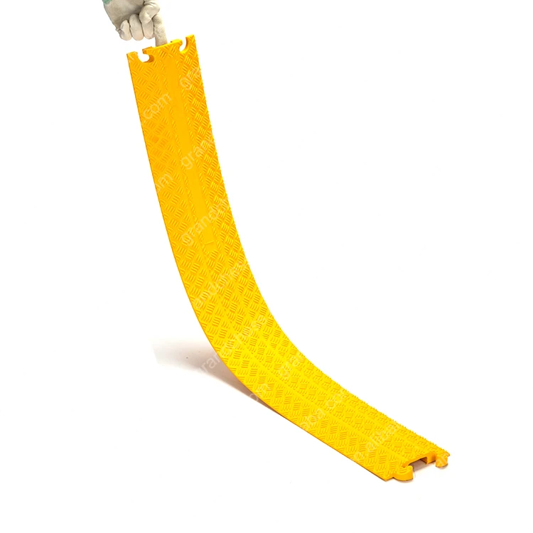 Heavy Duty Wire Cable Road Safety Plastic Rubber Channel Cable Protector Cover cable bridge