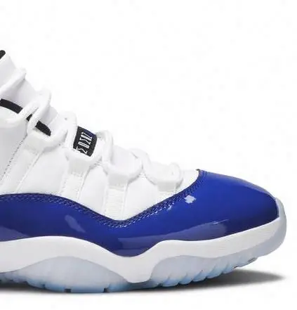 Good Quality Men Sports Sneakers Breathable 11 Low Retro Concord Basketball Shoes for Women Men