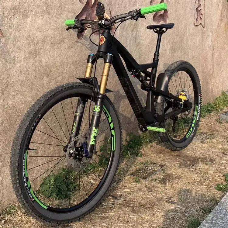 14759853184_2121102980