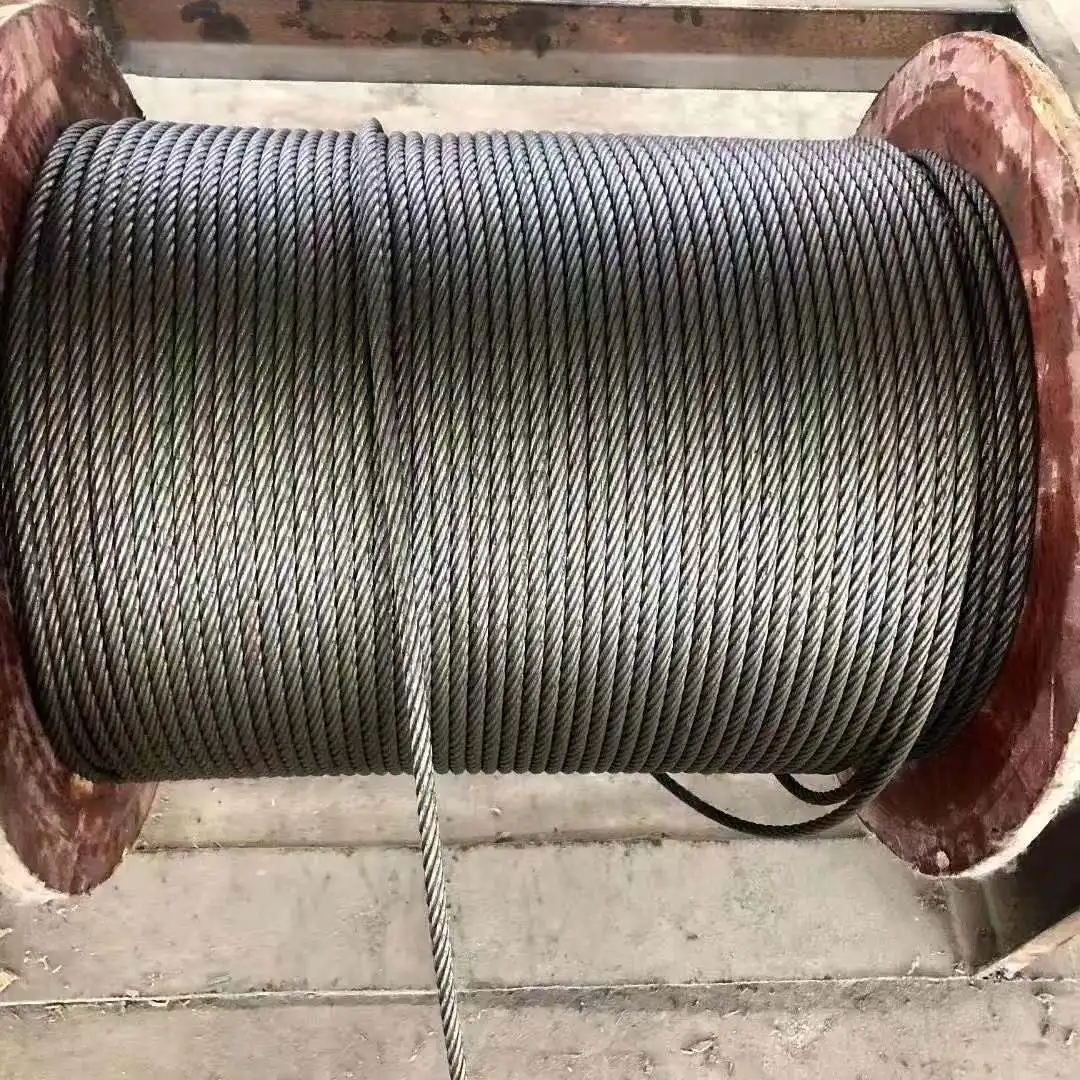 T/S 1960N/mm2 6*37 + IWRC/10 мм/2500 м, HDG стальной трос (стальной сердечник). RHRL,MBL62.57KN,500 м/катушка