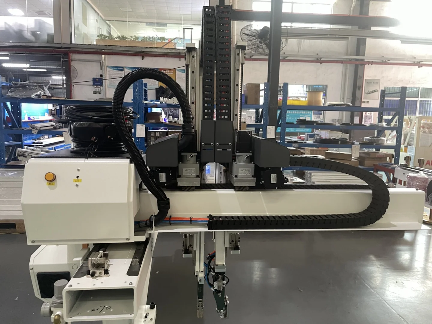 Industrial Robots Cobot Robot Arm Vacuum Lifter Delta Plc Hand Injection Molding Machine Manipulator RQ1200WD