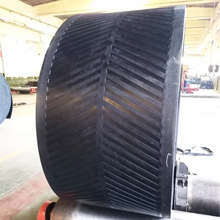 Ribbed pattern chevron endless V conveyor rubber belt