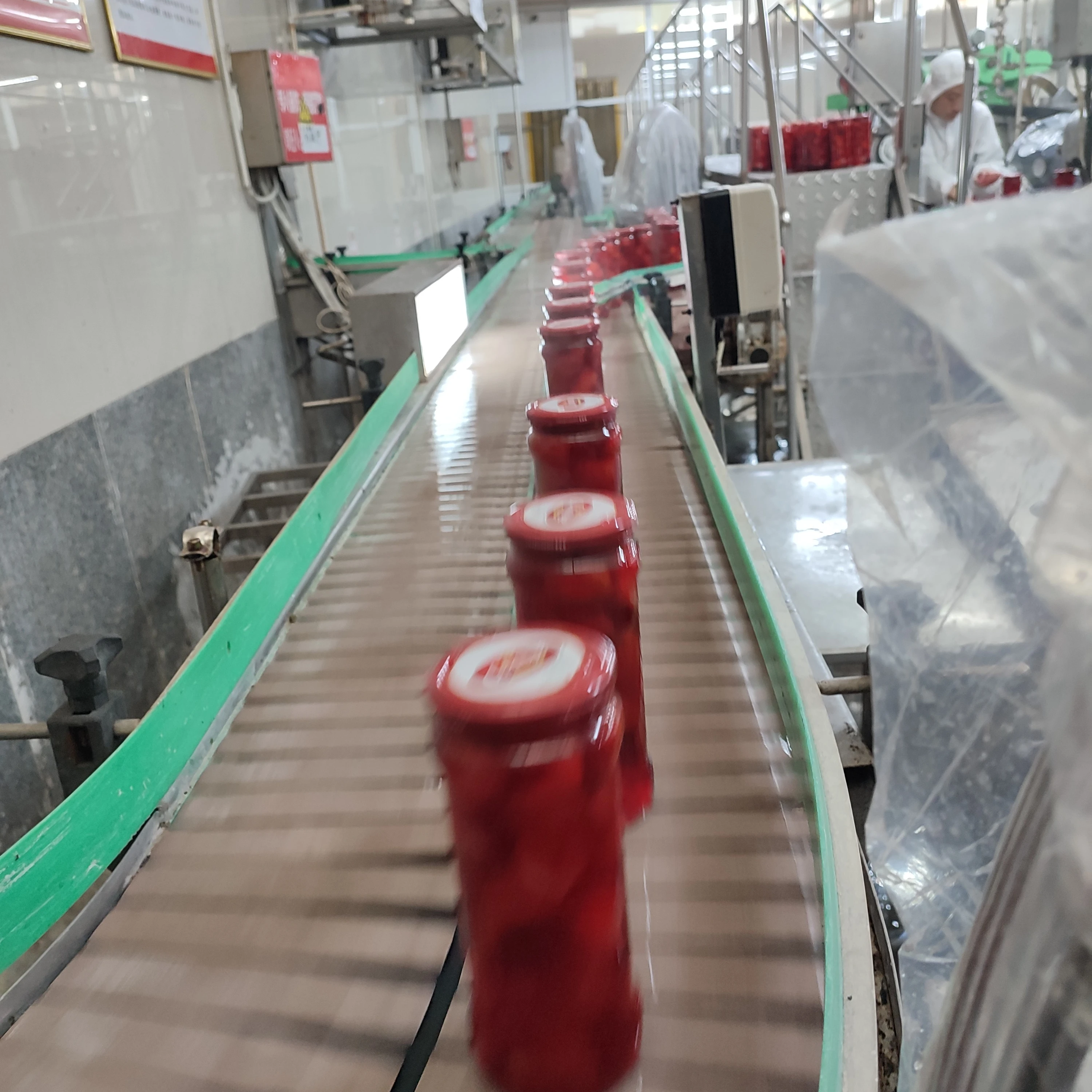 Factory Wholesale Bulk Fresh Strawberry Fruit in Cans Hot Sale Canned Strawberry In China