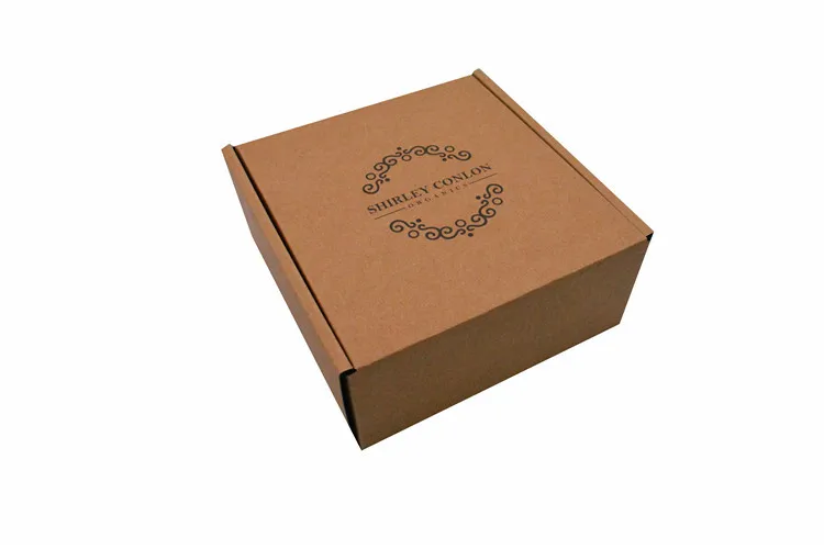 
Professional Customized LOGO Corrugated Paper Environmental Protection Beautiful Wrapped Gift Box For Jackets Coats 