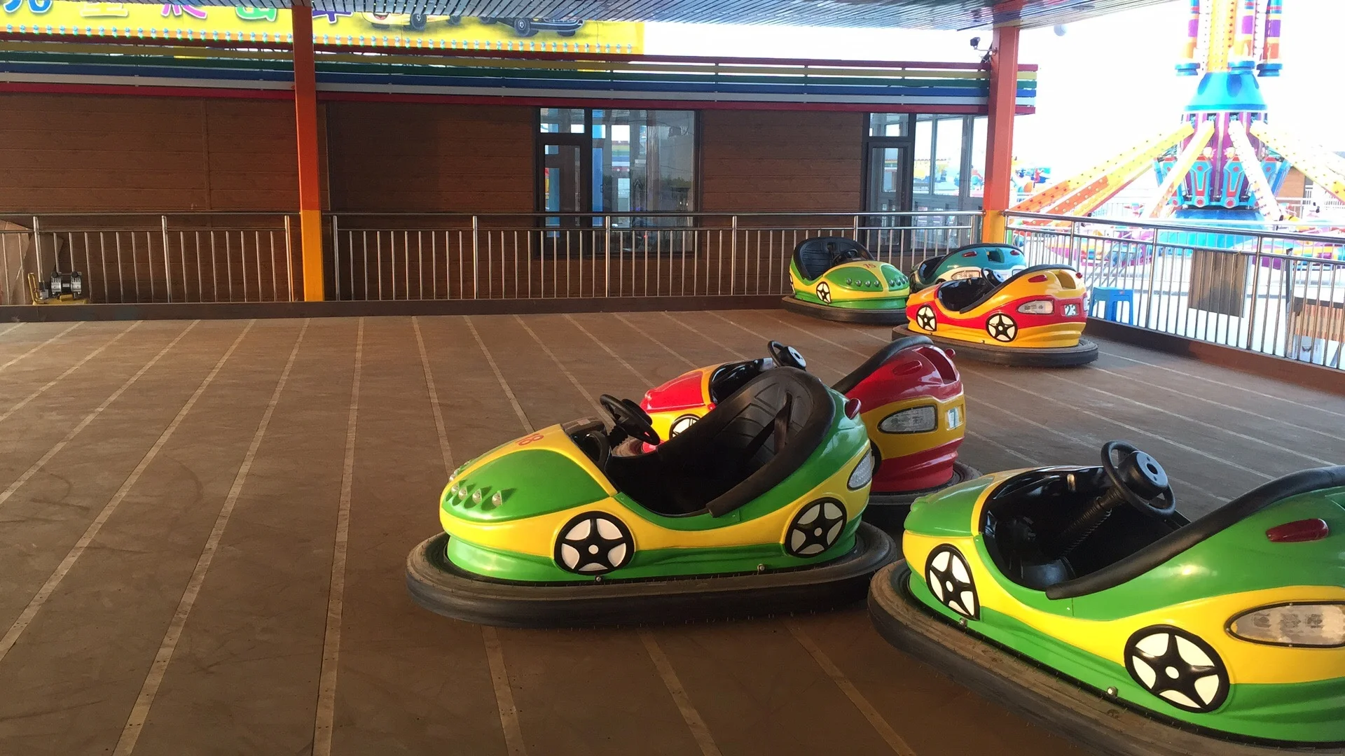 Hot sale factory direct without net amusement park bumper car