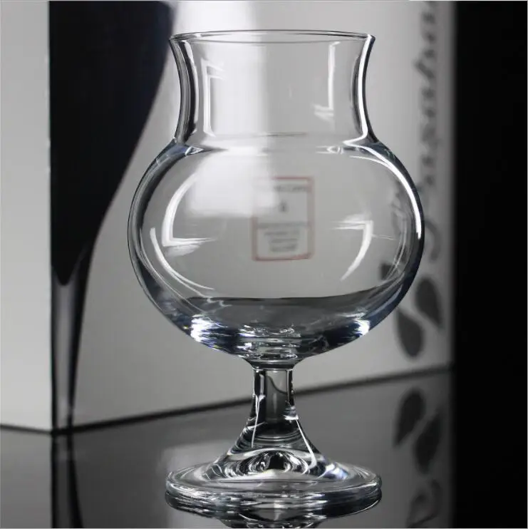 2024 China wholesale beer stein glass cheap sex beer glass hand made hopside down beer glass for sale