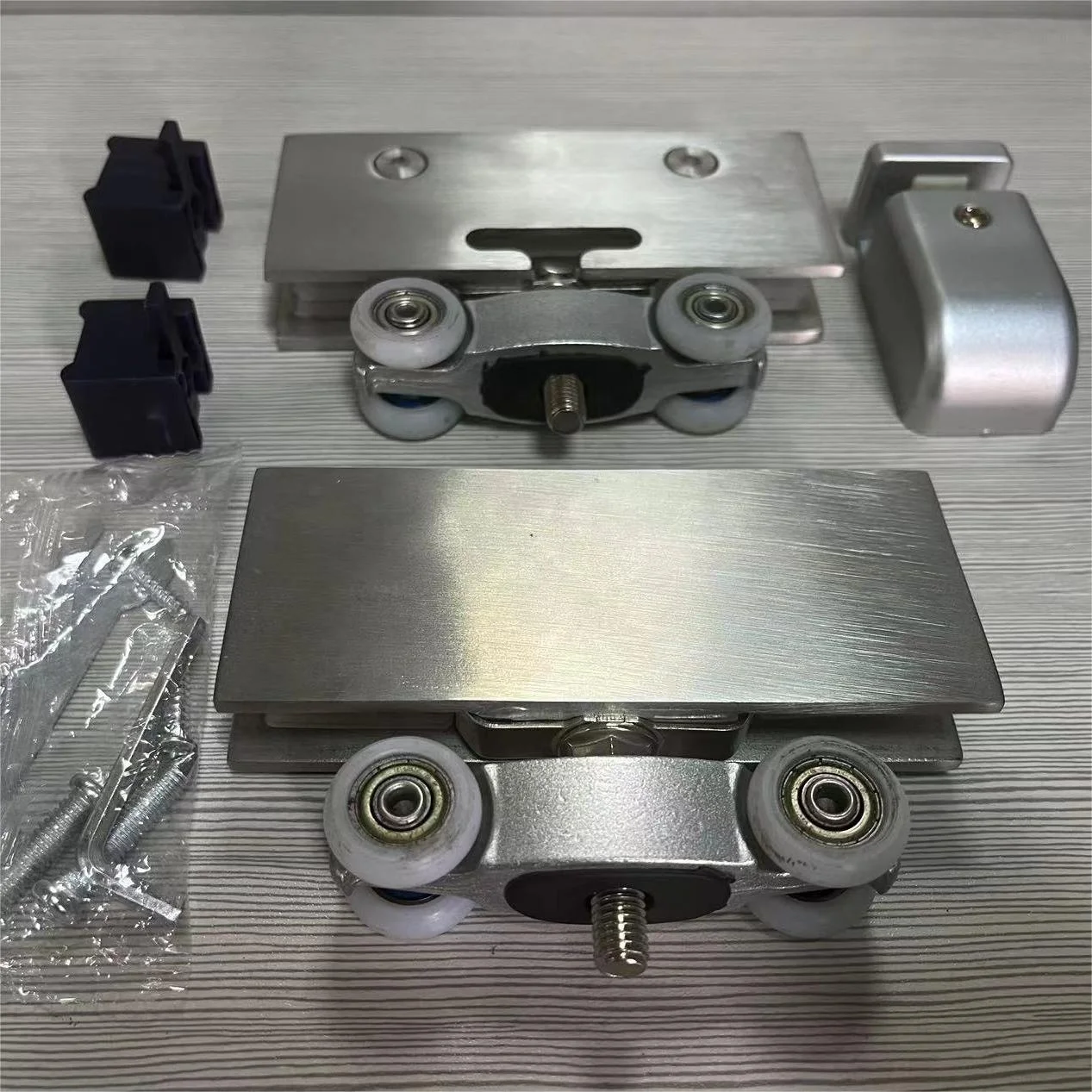 Wardrobe Cabinet Door Kitchen Sliding rollers Factor Price Modern Sale OEM Steel Style Time Graphic Furniture Wheels Color