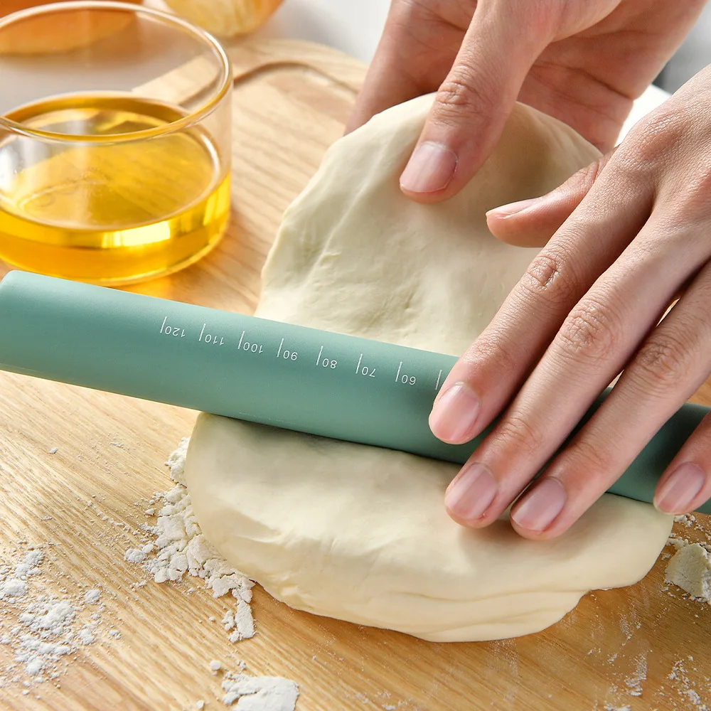 Wholesale Price Cheap Integrated Silicone Rolling Staff Food Grade Graduated Special Baking Tool Silicone rolling pin