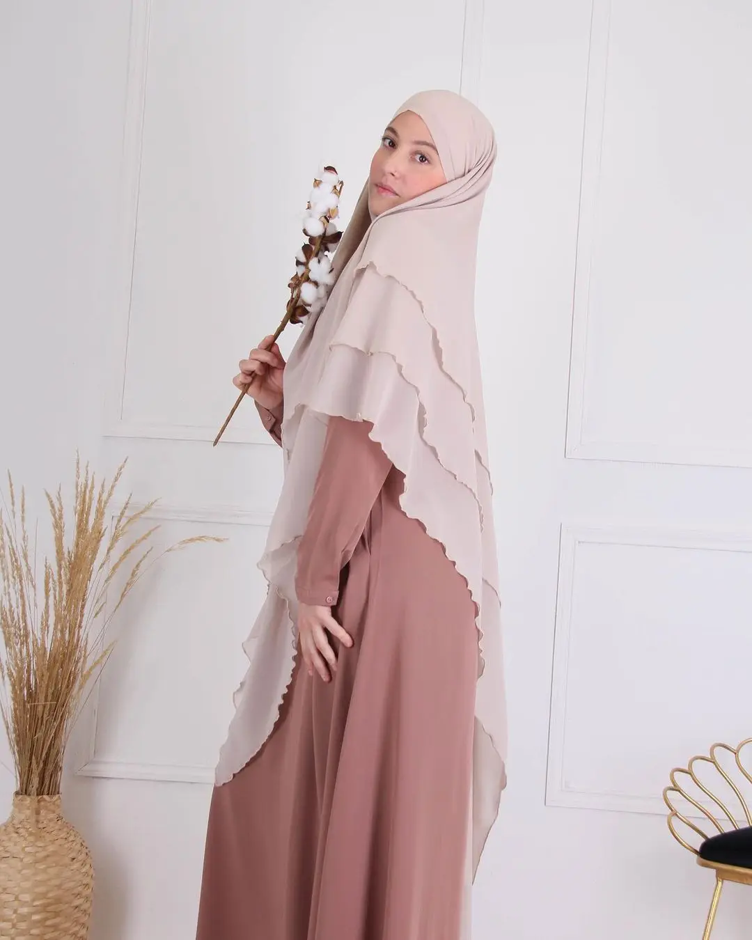2022 ready to ship Muslim women fully covered Chiffon instant hijab three layer overhead hijab