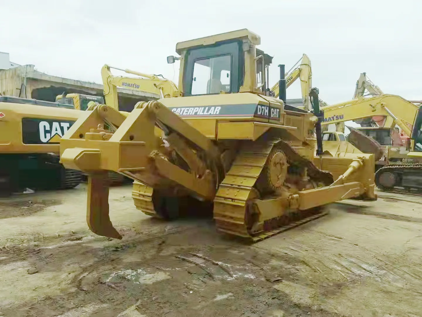 Недорогой бульдозер, гусеничный бульдозер CAT D7H, строительный бульдозер, японская оригинальная гусеничная машина CAT D7H, б/у бульдозеры