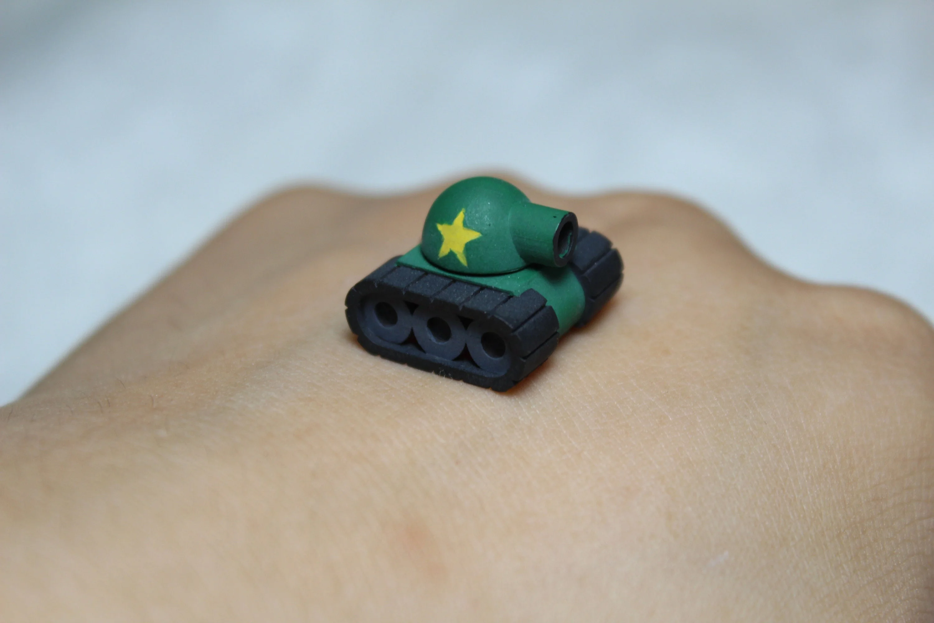 Handmade 3D print Resin Artisan Tank Design Army figure Keycap for mechanical keyboard