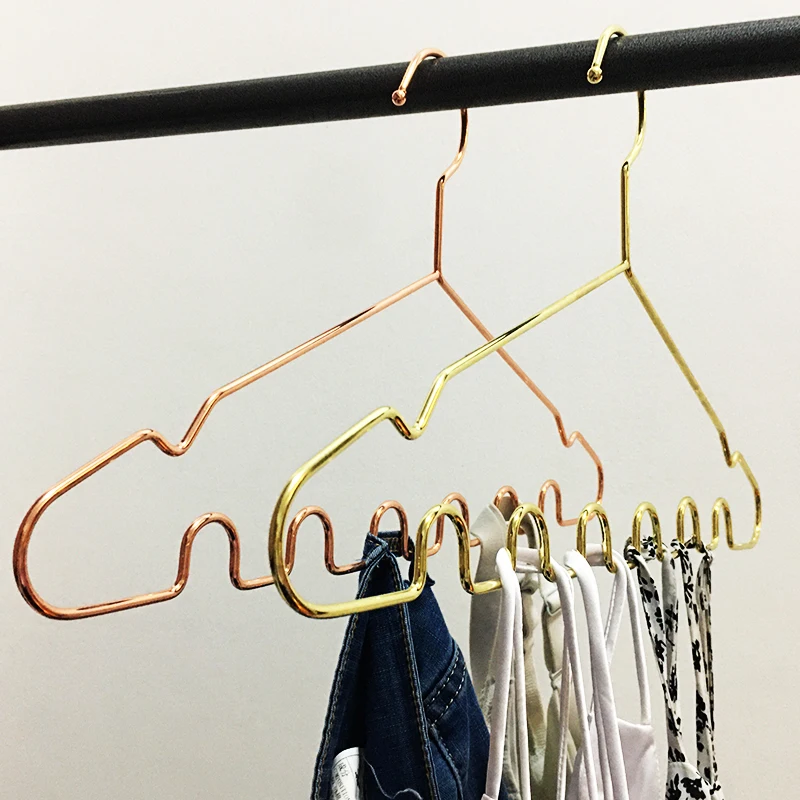 Metal Hanger Waved Shape Colored Clothes Hangers Closet Organizer Magic Space Saving Hanger for Home Use