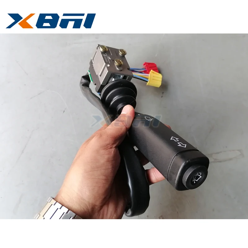 Original combination switch for Sinotruk HOWO steering wheel switch HOWO heavy truck spare parts WG9730583117