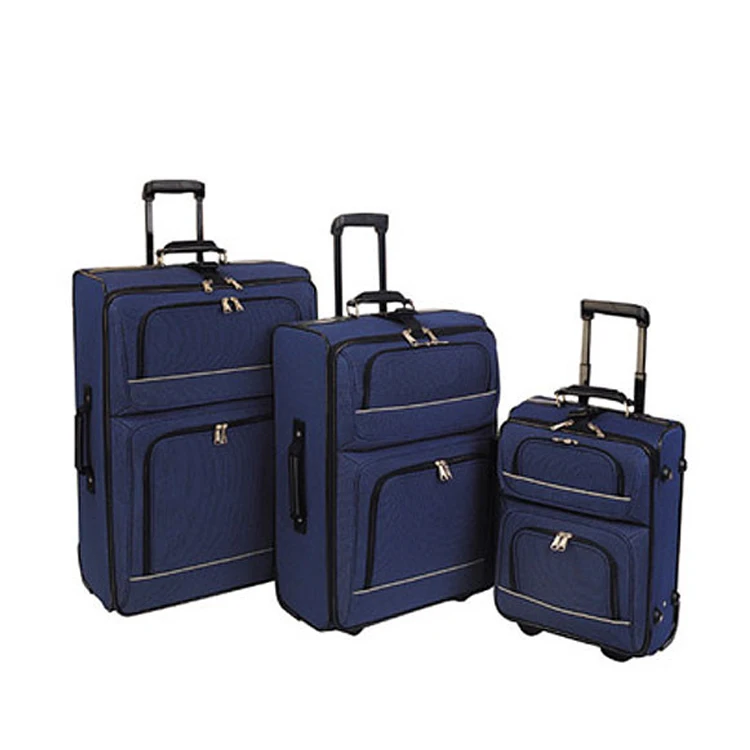 Недорогой багажный чемодан с колесами для путешествий