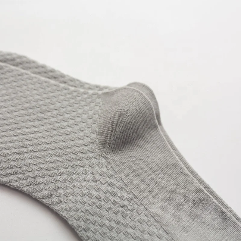 Low MOQ Wholesale OEM Custom Socks Women Anti-Bacterial Deodorant Business Men Bamboo Socks