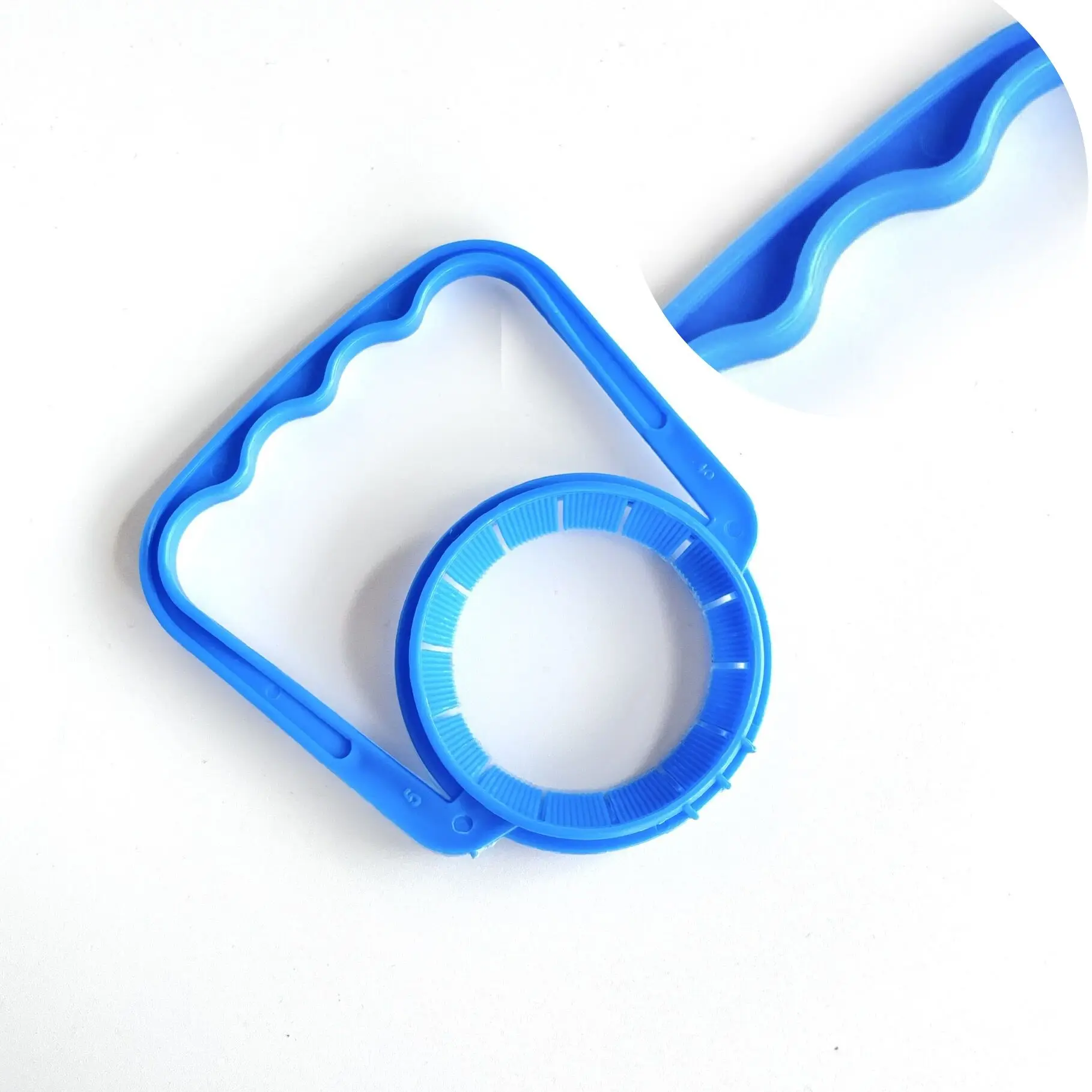 High Quality 1.8L 2 Liter  3 L 4.5l 5 Litre Plastic Soy Sauce Sunflower Oil Bottle Preform With Handle And Lids