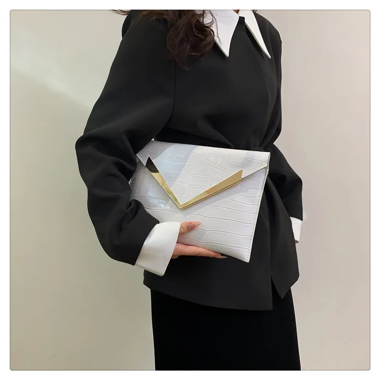 Wholesale Womens Handbags High Quality Trendy Luxury Lady Party Crocodile Pattern Hand Bags Evening Clutch Women