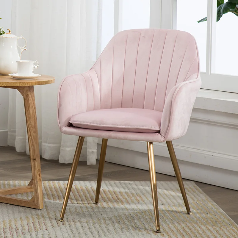 Unique contemporary velvet light luxury Italian modern gold metal pink  resturent chair table dining chair