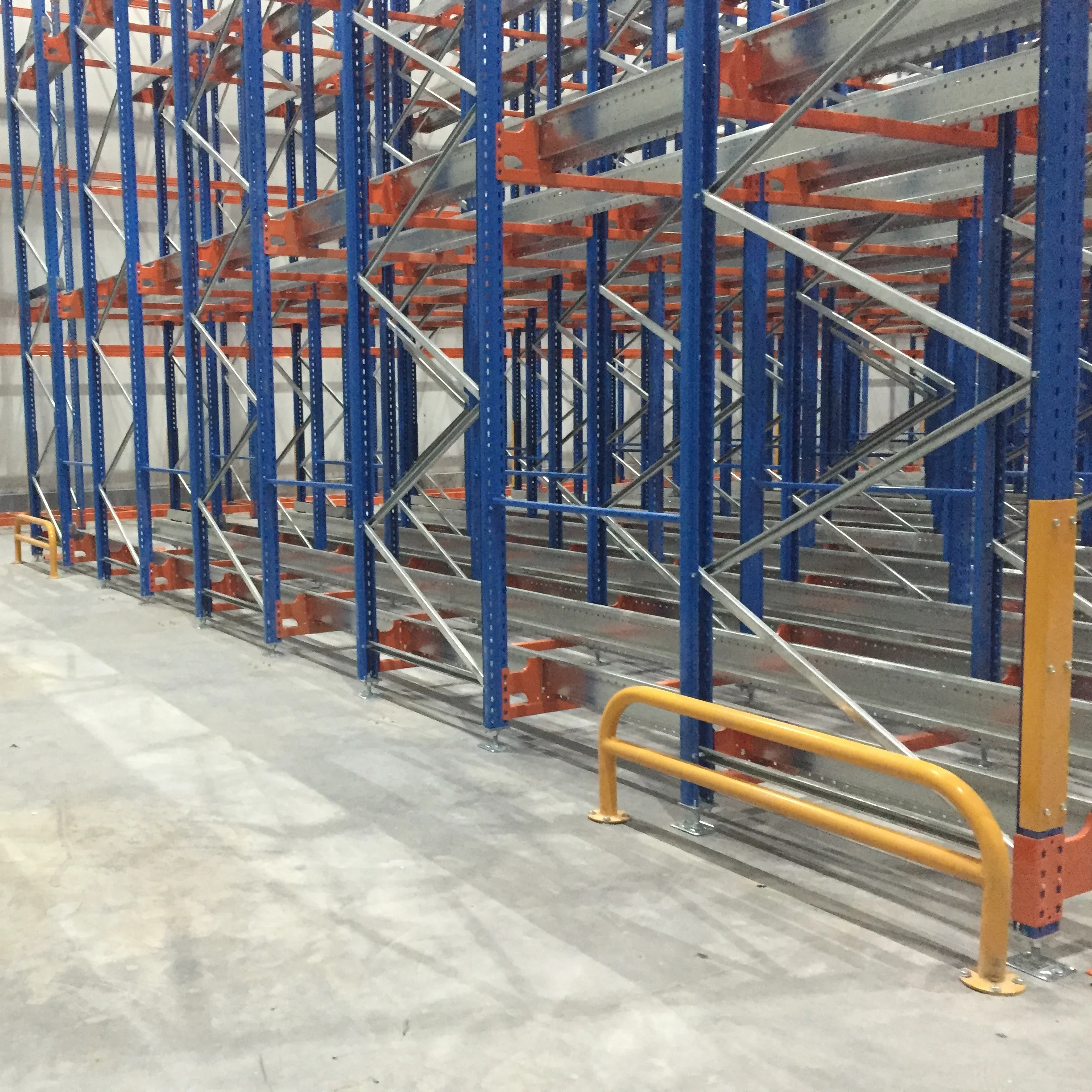 Warehouse Shuttle Mobile Racking System for food industry