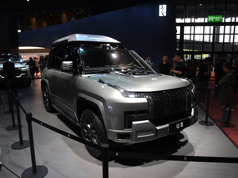 Электрический автомобиль роскошный внедорожник 2024 Лидер продаж Новый Двигатель Byd Yangwang U8 4 двигателя новый