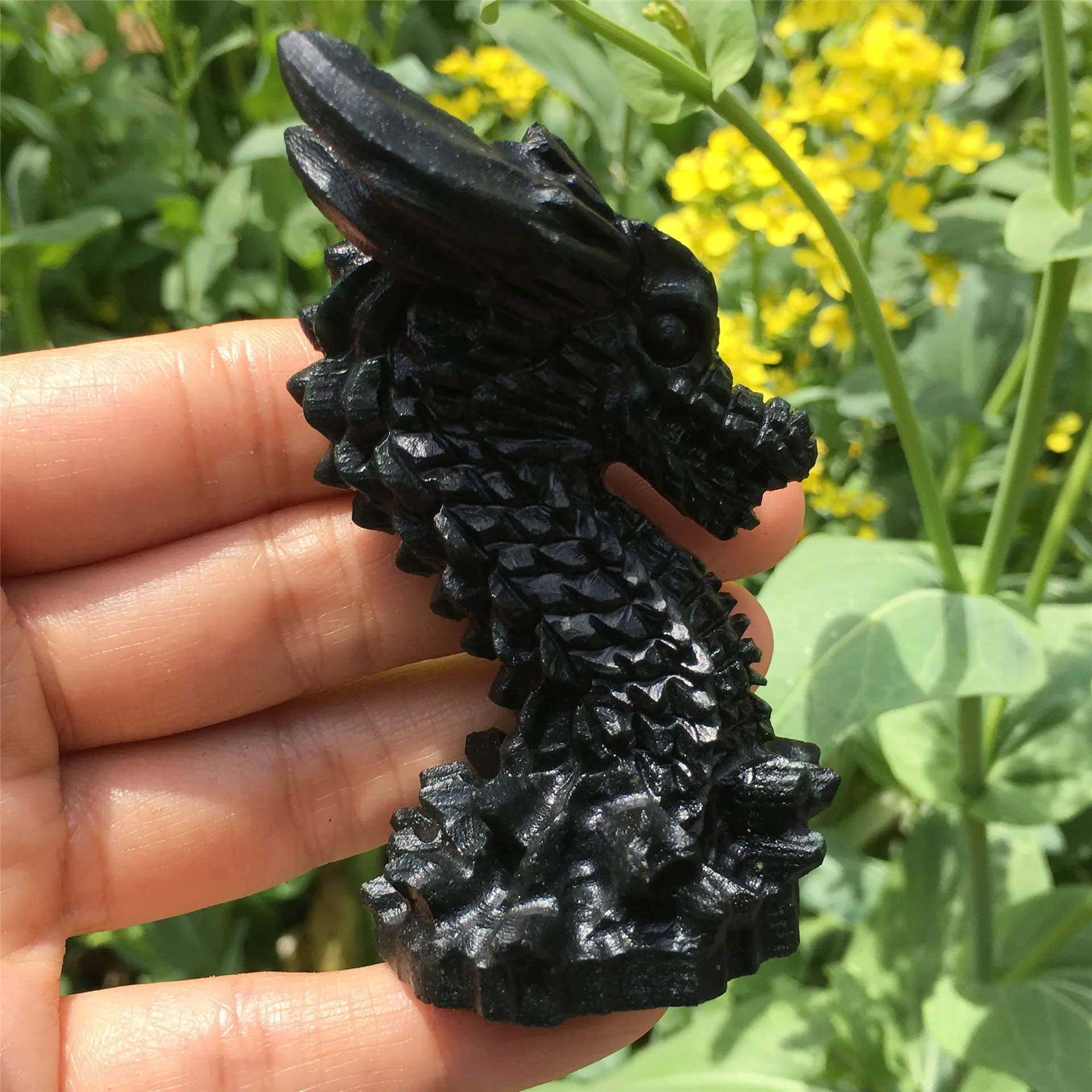 Natural Crystal Raw Stone Obsidian Dragon Figurine Crystal Crafts Home Decoration