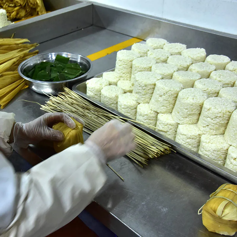 A Chinese style food that can be used as a gift