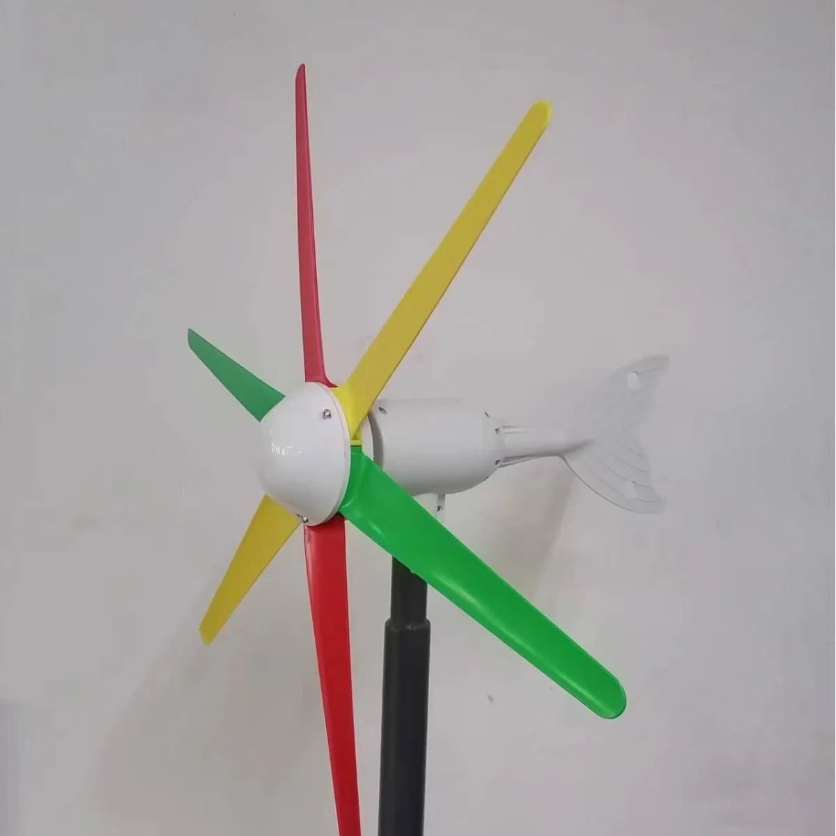 High Quality Low Price Wind Power Type Horizontal Axis Wind Turbine 300 Wind Generator