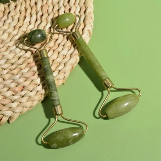 Natural Jade Roller Massager for Face Roller facial lifting Anti-wrinkle Gua Sha Jade Stone Face Massager Beauty Skin Care Tool