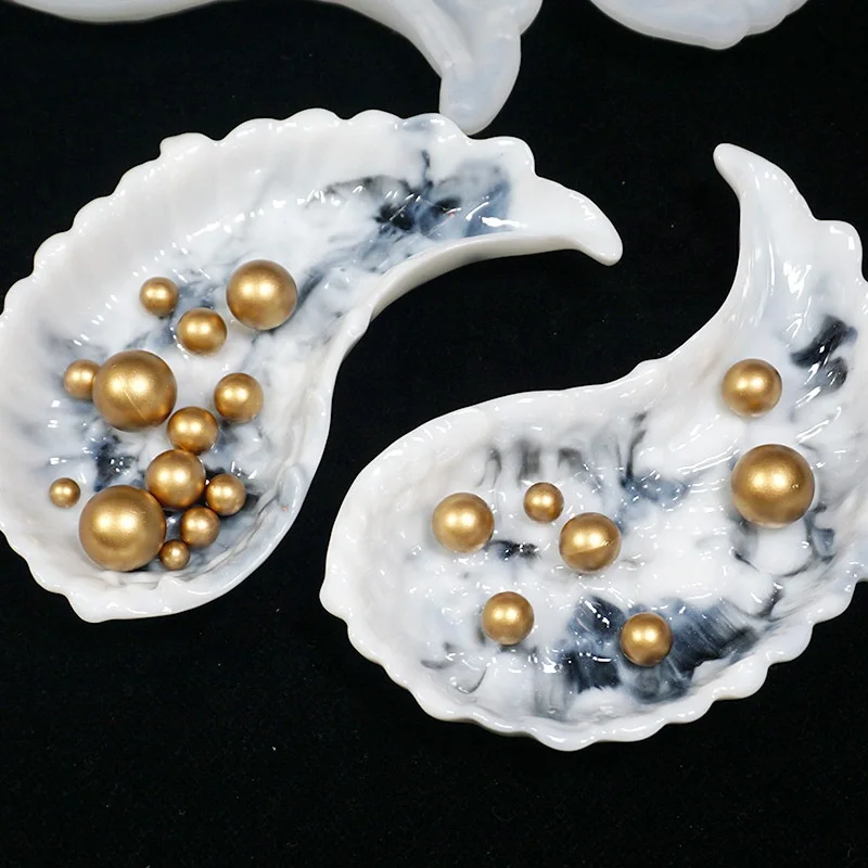 Large 2 Piece Shiny Feather Wings Plate Tray Silicone Mold