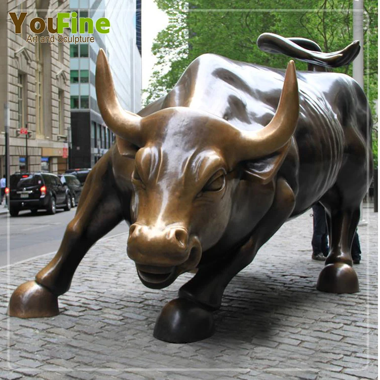 Outdoor Animal Charging Bull Large Bronze Bull sculpture
