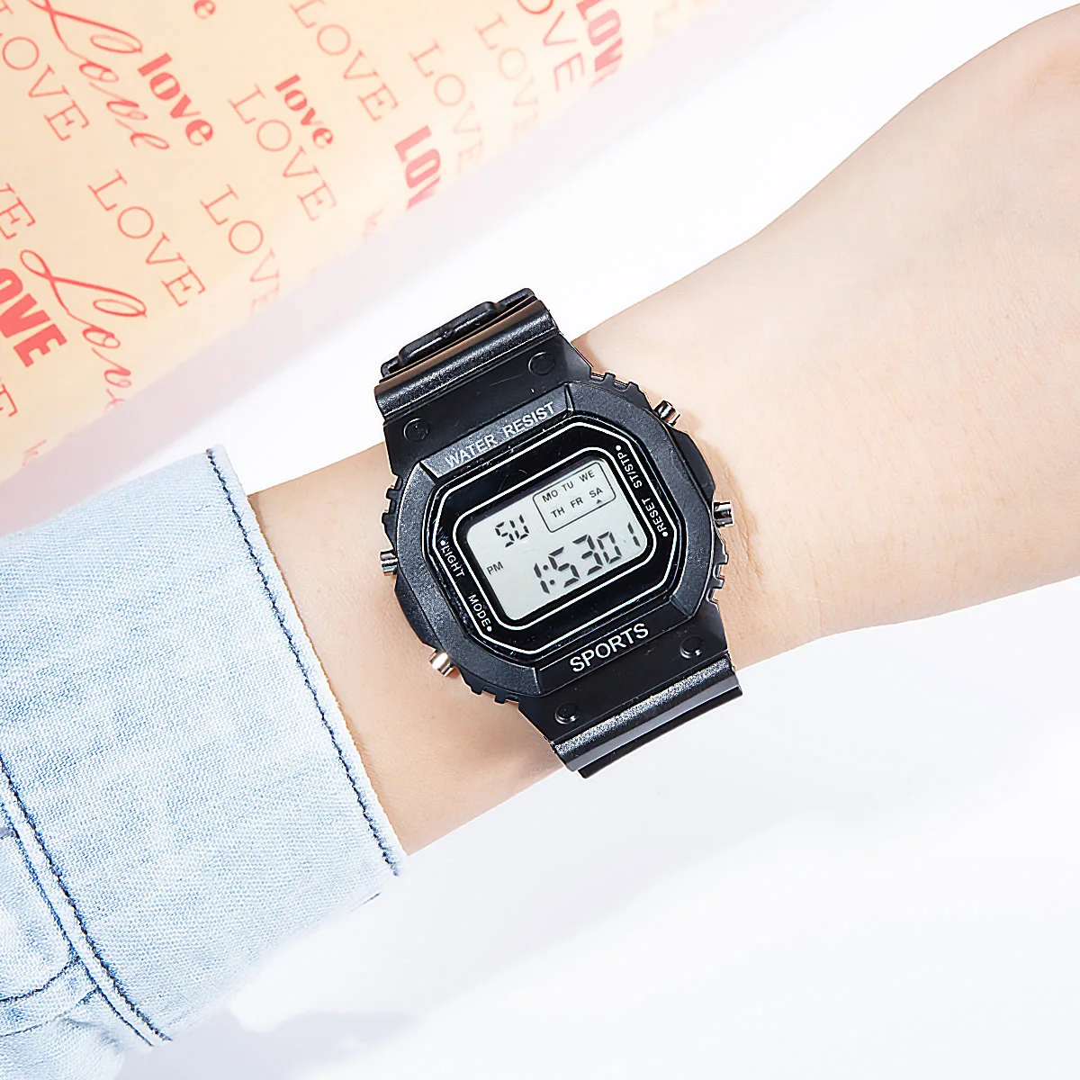 Hot Selling Daisy Alarm Stainless Steel Led Digital Watch Calendar Stopwatch Cheap Wristwatches Black Pink White Watches