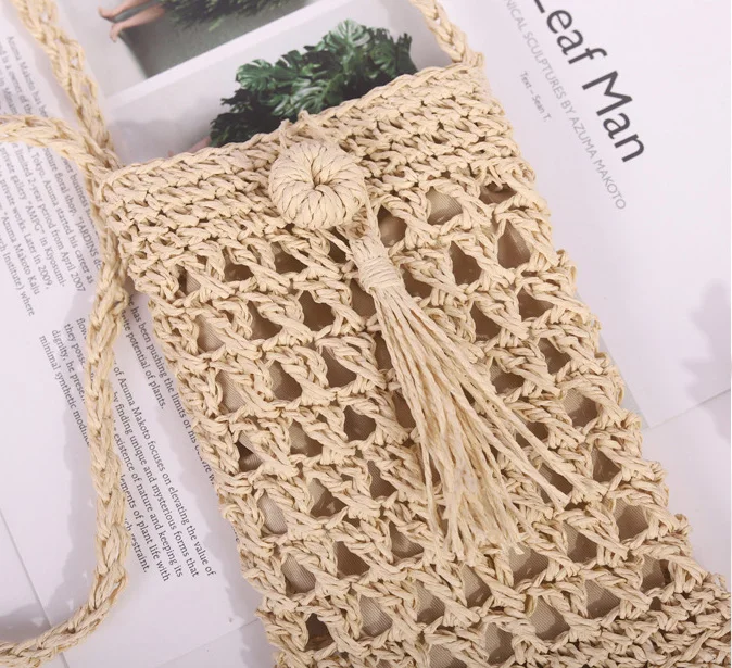 Niyang factory wholesale hot sale design handmade woven knitted beige camel color fashion women small bag mobile phone bags