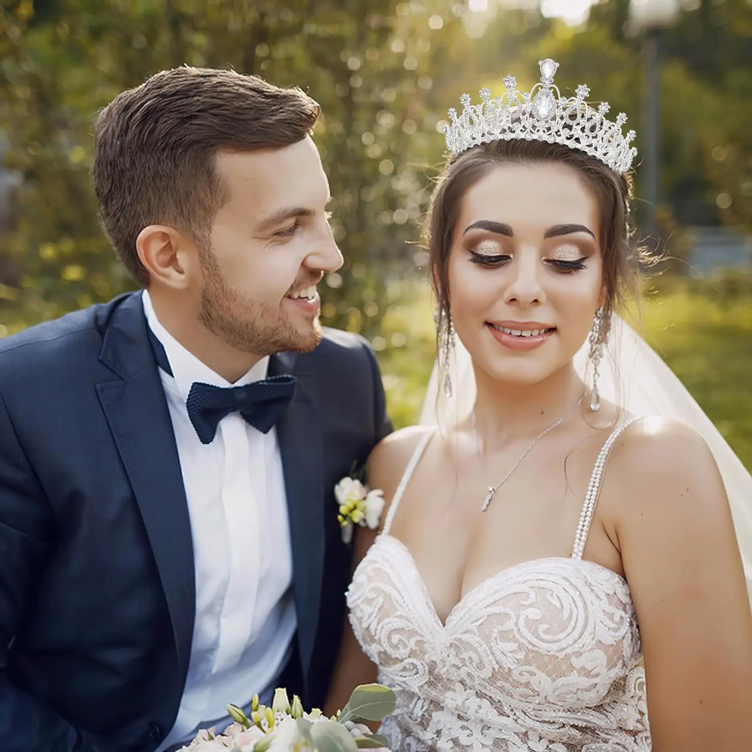 Hot Selling Fashion Bridal Crown Rhinestones Princess Tiaras With Comb Wedding Head Jewelry crystal rhinestone wedding tiara