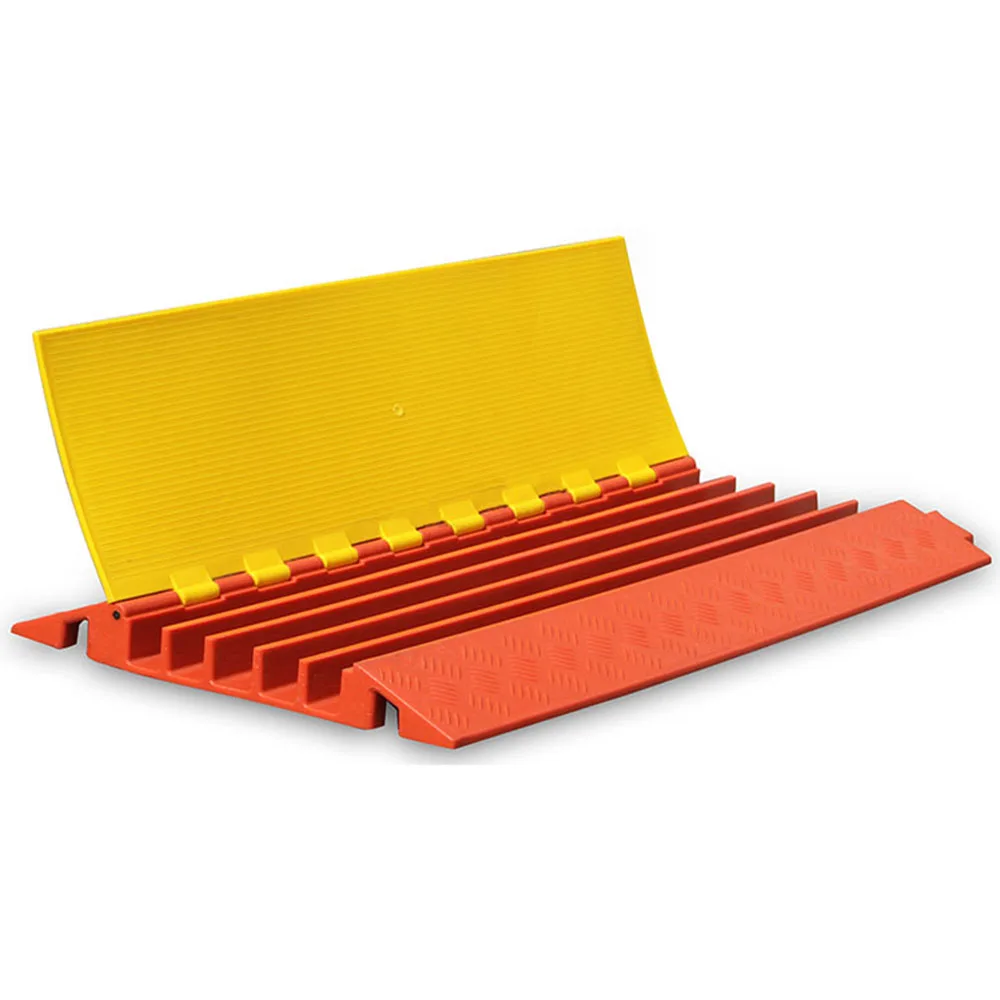 Прямая более прочный 3 или 5-канальный резиновый защитный аппаратор для кабели пандус на открытом воздухе события жильный кабель