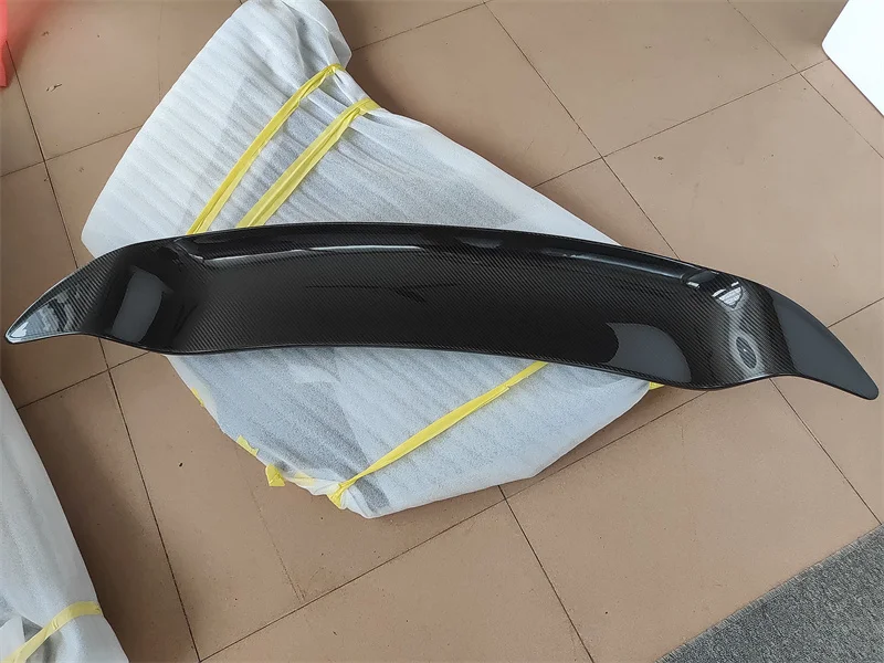 For Mclaren 650S MP4 12C dry carbon fiber rear spoiler V-style body kit front bumper edge rear diffuser side skirts