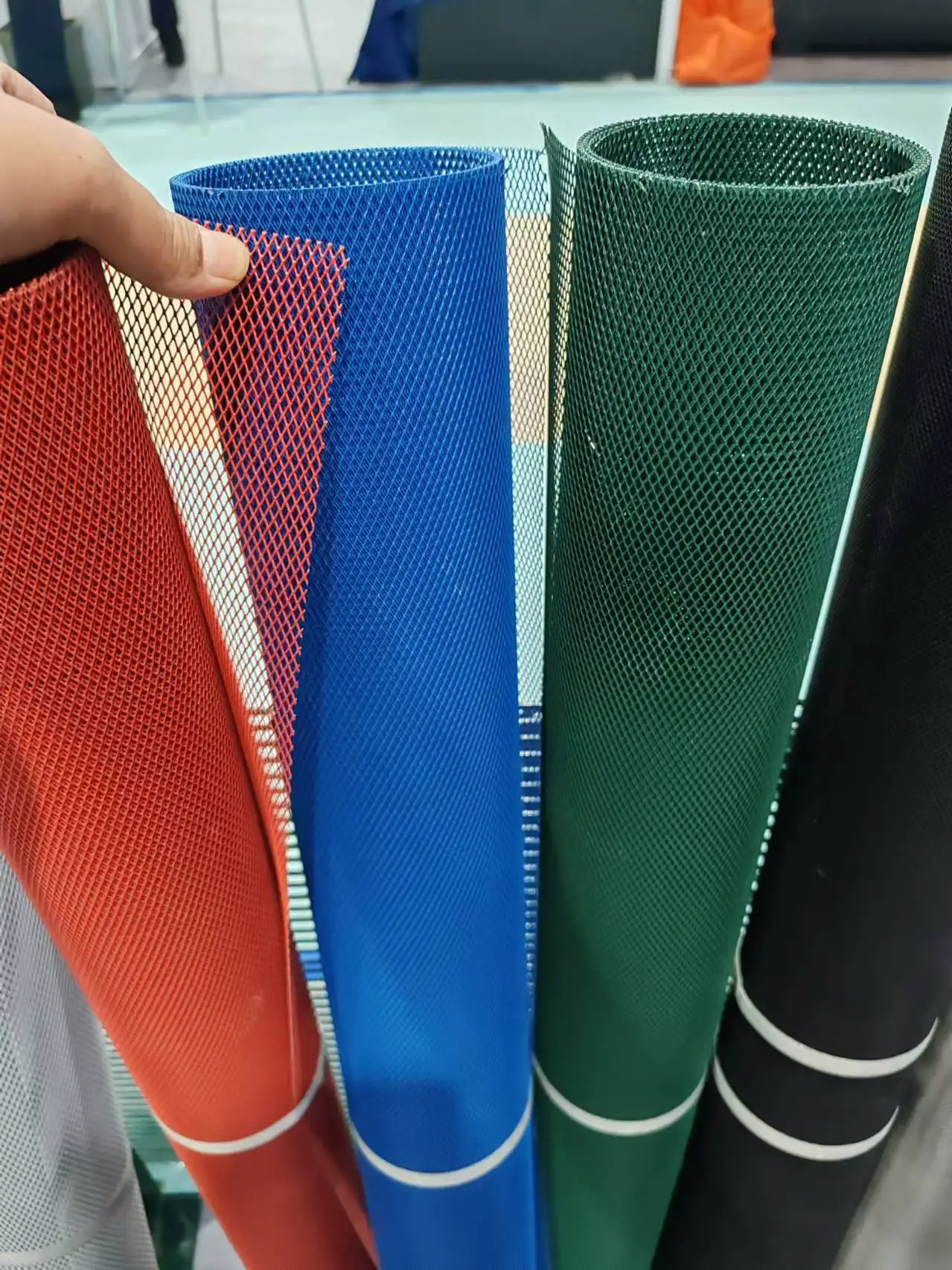 Durable Diamond Aluminum /stainless steel Sheet Expandable Security Fence Wire Mesh Nature Pressure Treated Farm Fence