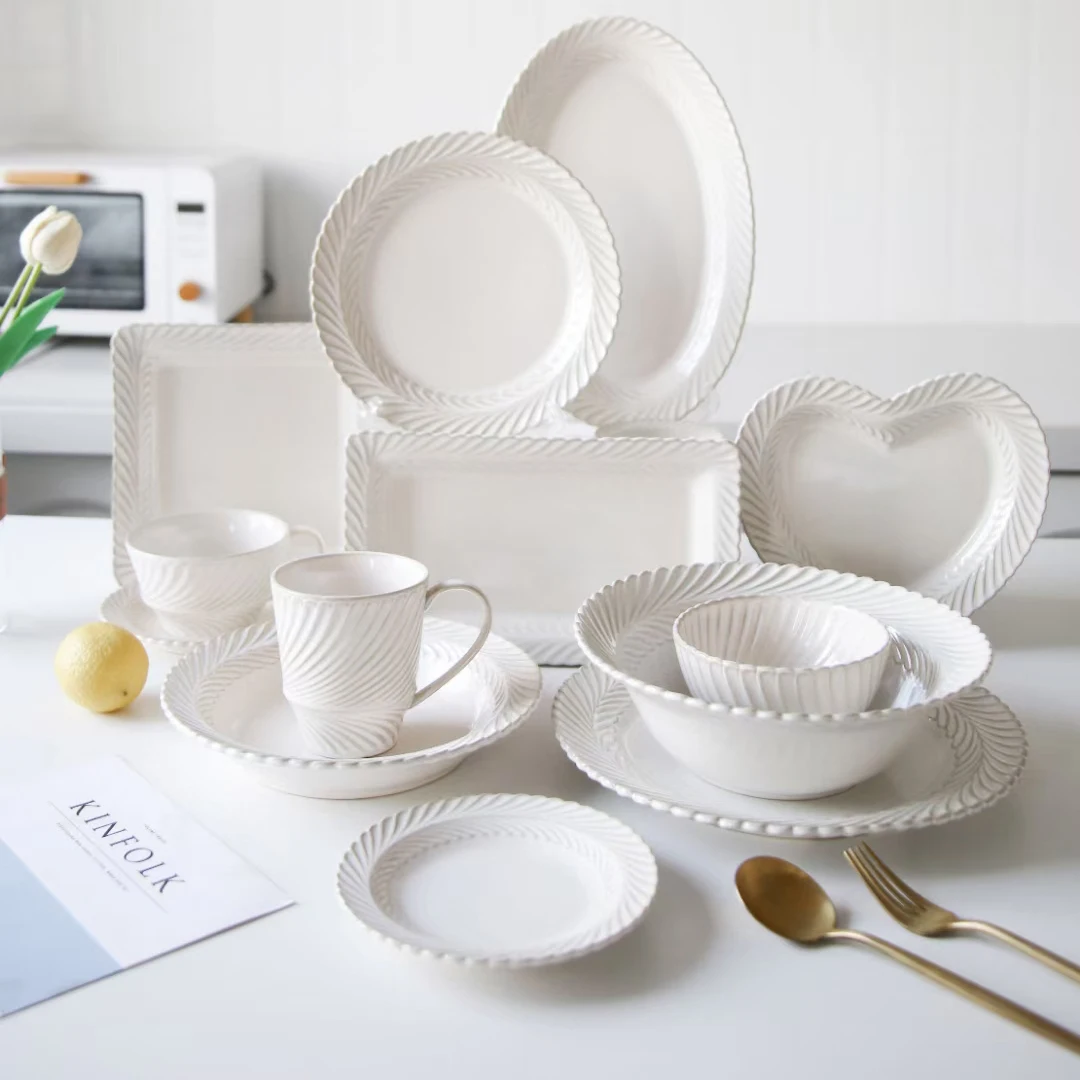 Elegant Embossed White Design Dishes Ceramic Luxury Design Porcelain Cheap Plate For Restaurant