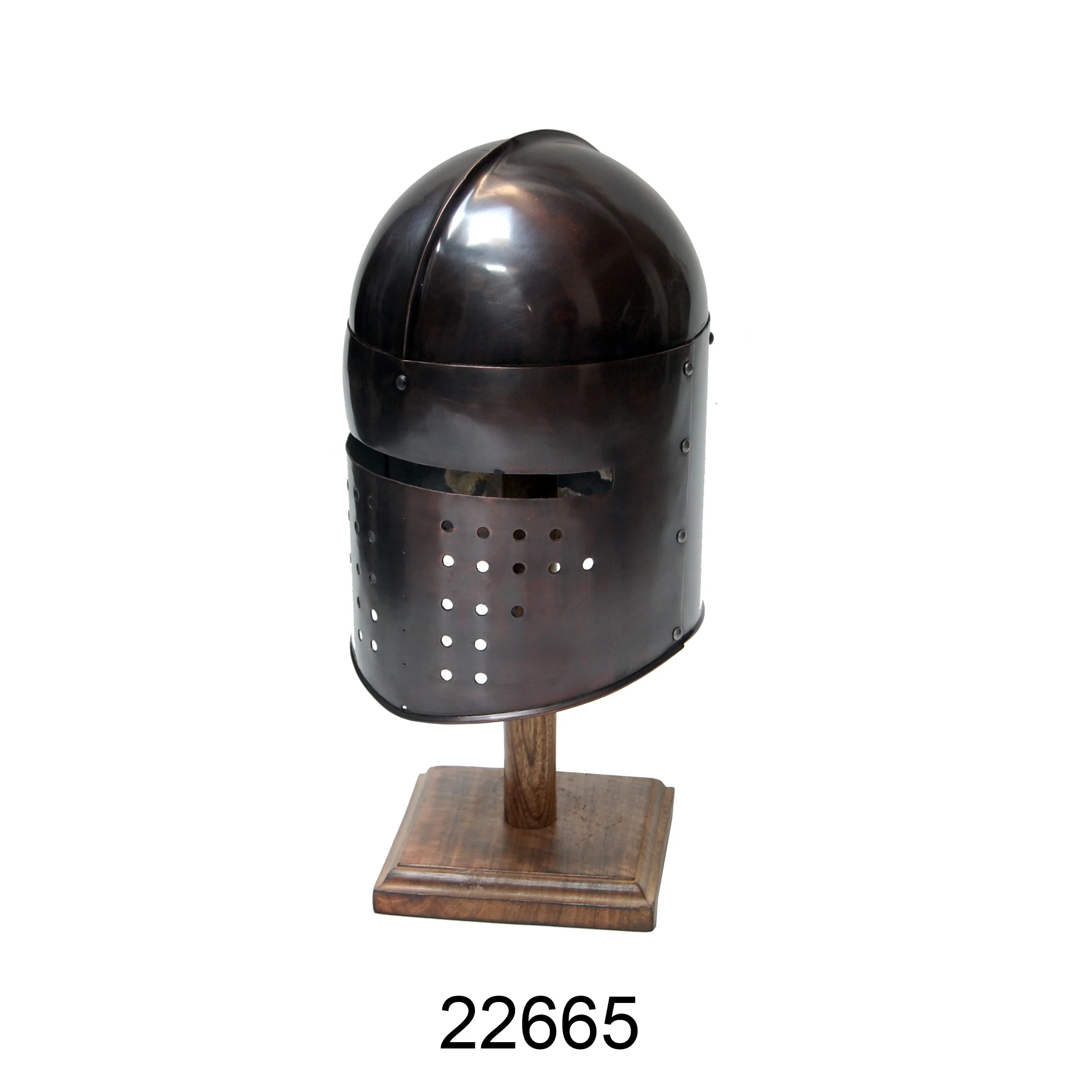 Немецкий защитный шлем Maximillian для продажи