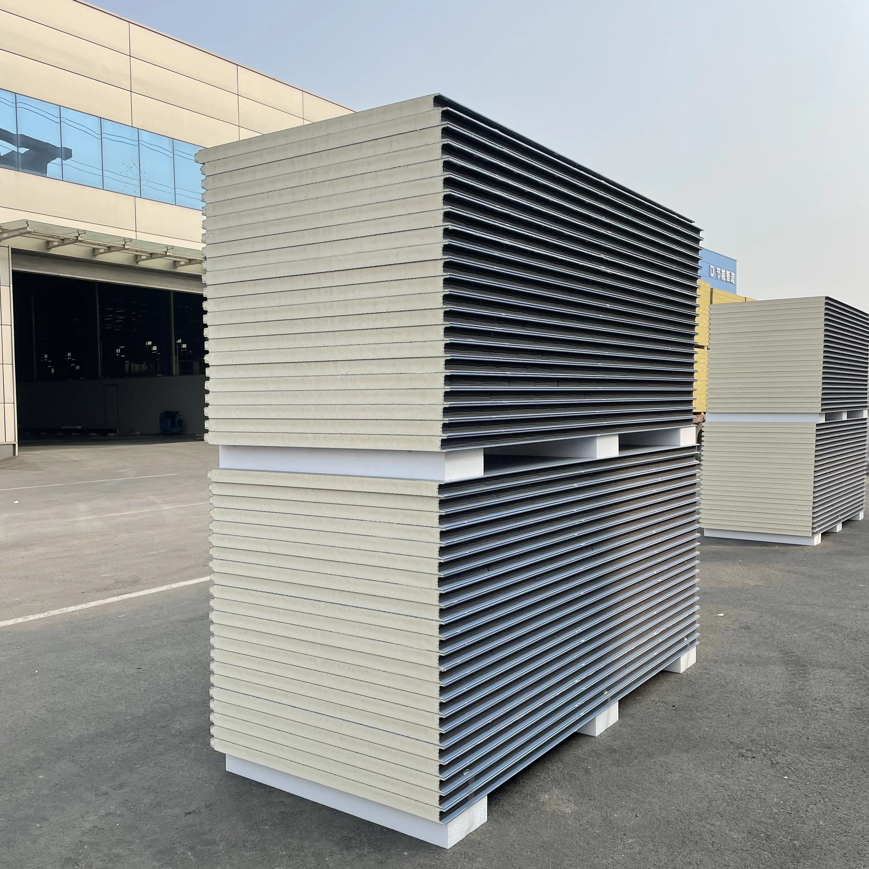 PU/PIR/PUR/PUF Sandwich Panels Prefab Wall