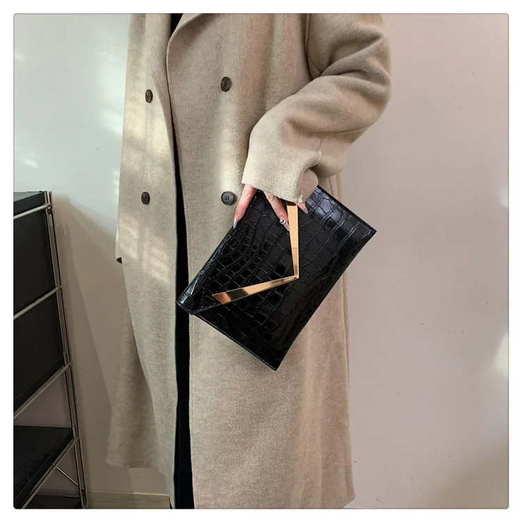 Wholesale Womens Handbags High Quality Trendy Luxury Lady Party Crocodile Pattern Hand Bags Evening Clutch Women