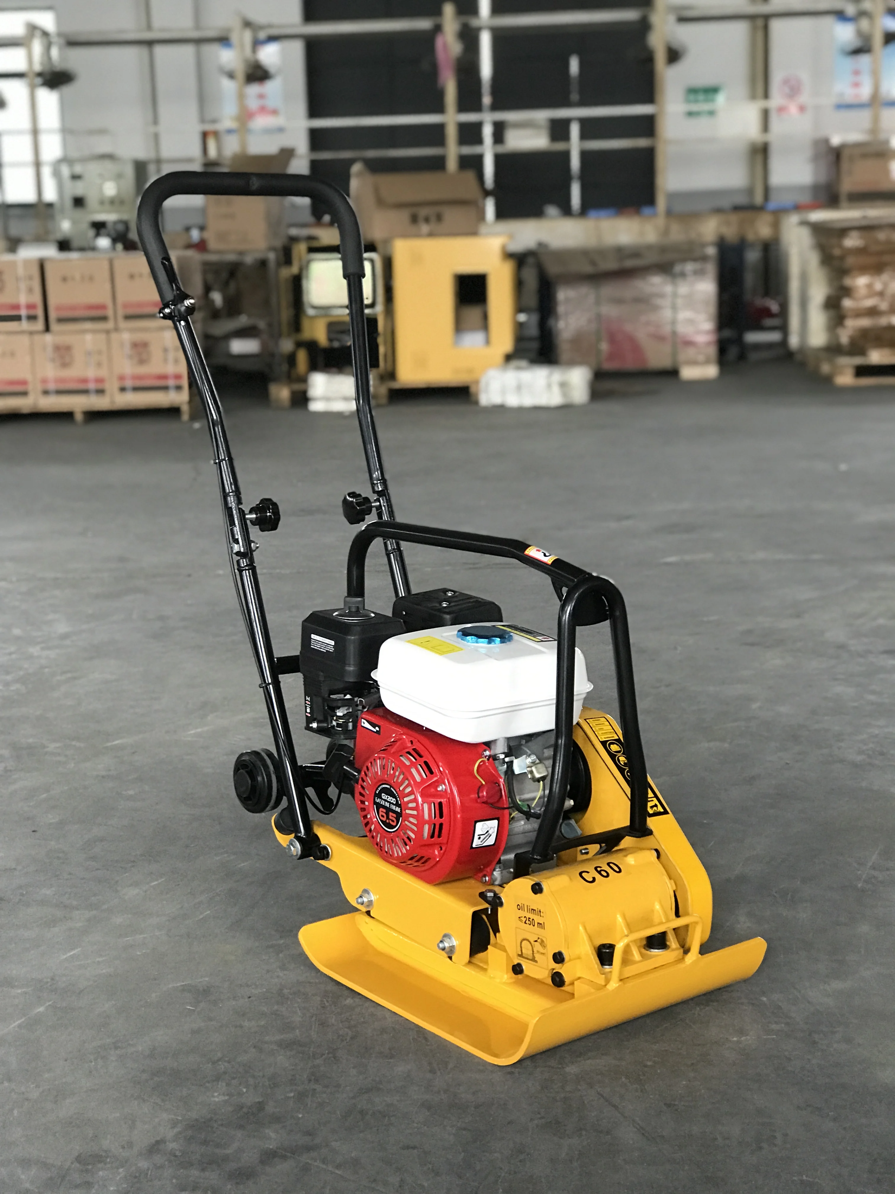 C-60 пластинчатый уплотнитель 65 кг с бензиновым двигателем Loncin 6 5 л.с.