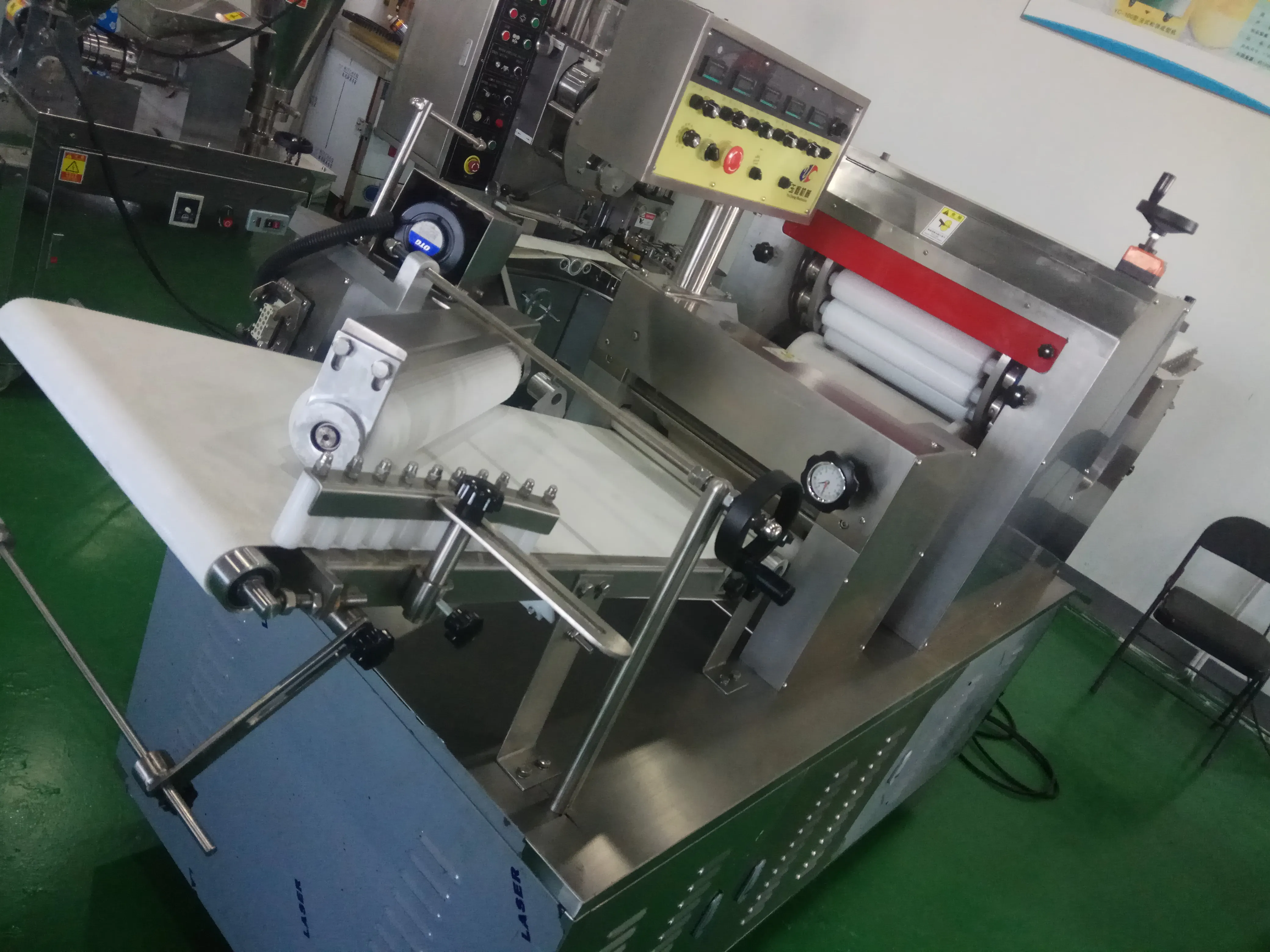 High Efficiency Fully Automatic French Loaf Bread Making Machine Production Line