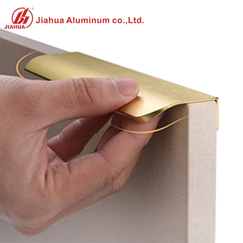 Модные Простые в установке золотистые Длинные ручки для кухонных шкафов, алюминиевые ручки без отделений, европейские ручки