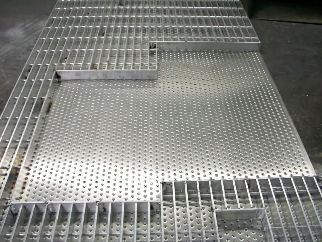 steel metal grating Construction Platform Hot Dip Quality Galvanized Industry Steel Floor Grating Metal Steel
