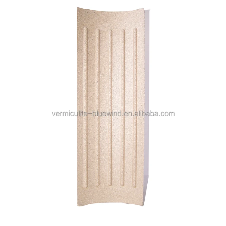 Vermiculite fire retardant insulation board