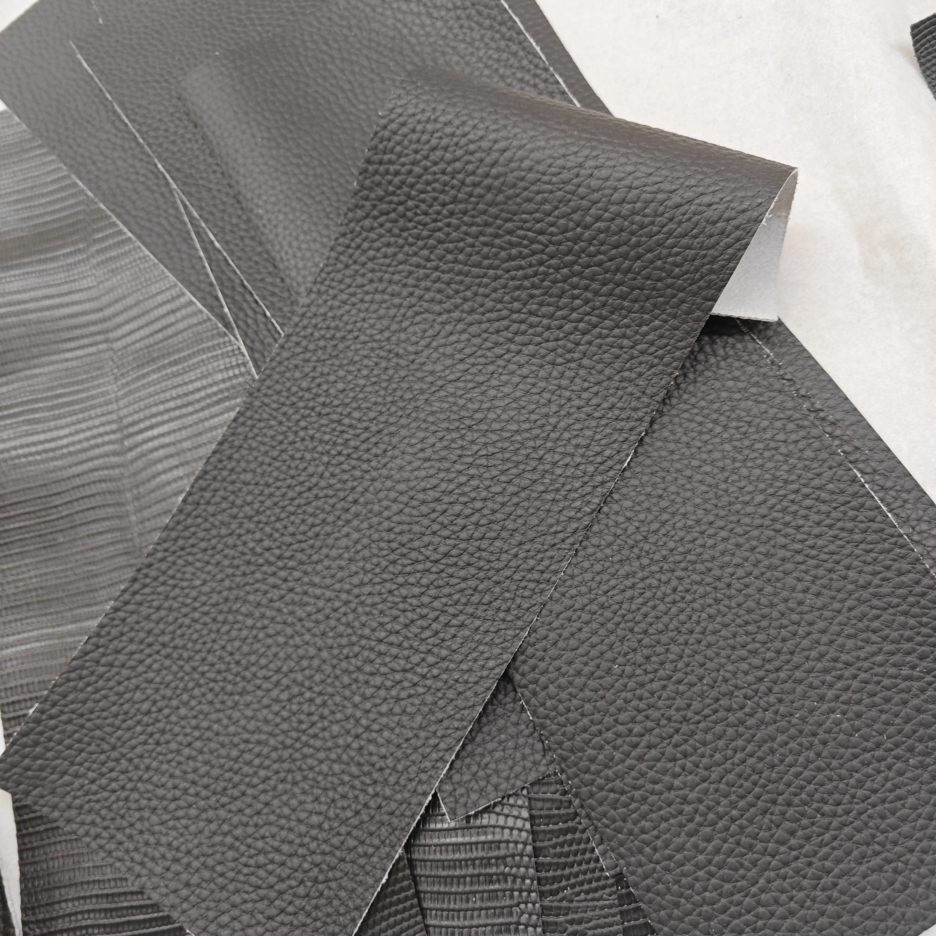 Lychee grain lizard embossed pattern pool cue leather real cowhide grip for billiard cue