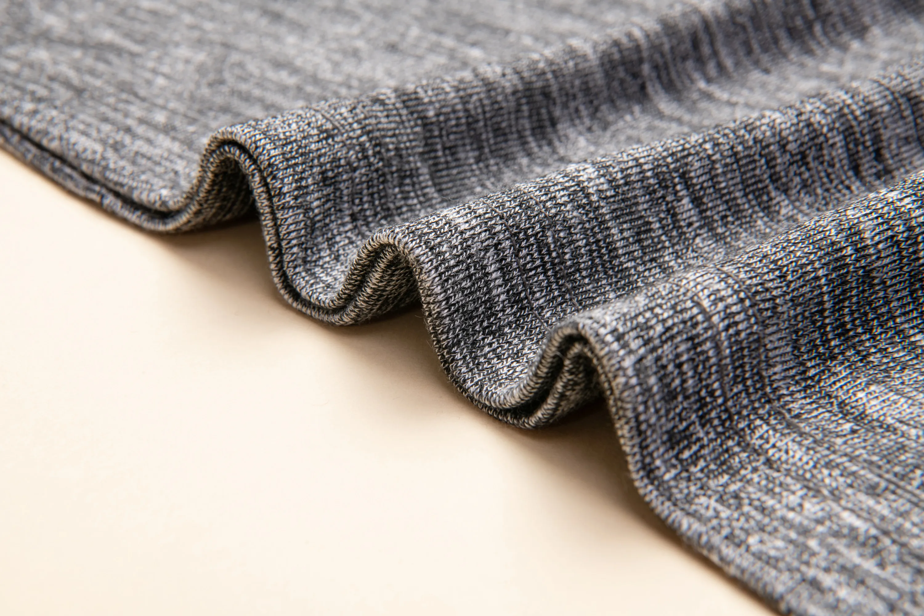 2024 New Fashion Blank Plain t-shirts for men wholesale custom Short Sleeve O-neck V-neck polyester t shirt